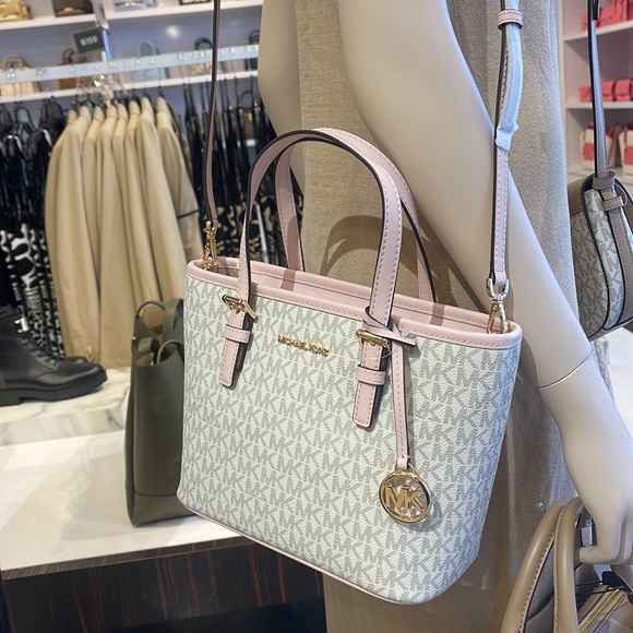 MICHAEL KORS 
Jet Set Travel Extra-Small Logo Top-Zip Tote Bag
Powder Blush
NWT - Picture 9 of 16